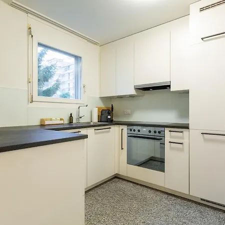 Level Suite - Seebach Apartment